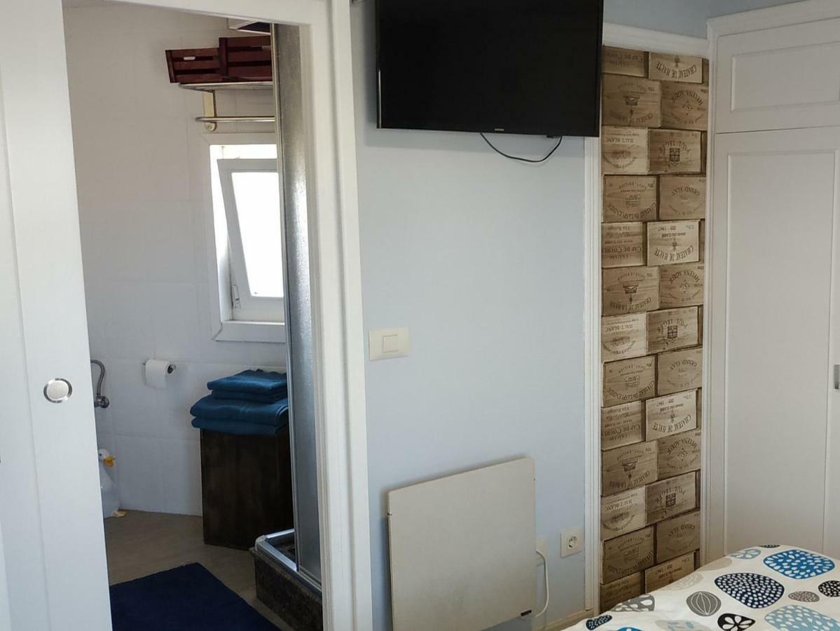 A Caramina Apartment Camarinas Exterior photo